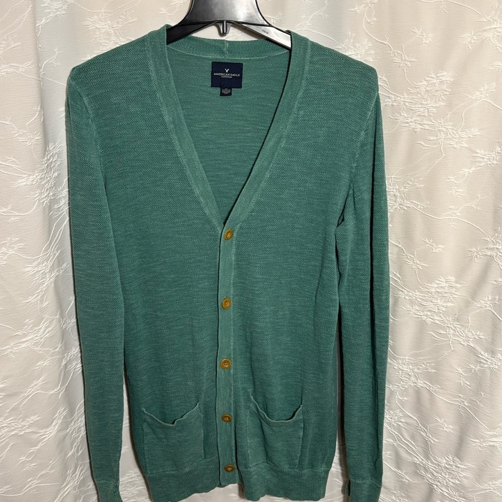 American Eagle Outfitters men’s cardigan Medium‎ Tall green